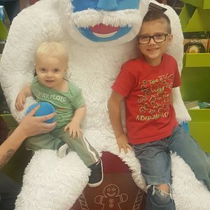 Meet your Posher, Veronica